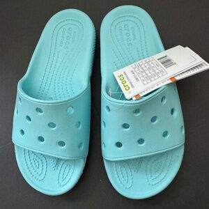 NWT Crocs Slides in Turquoise (Size M 4, W6)